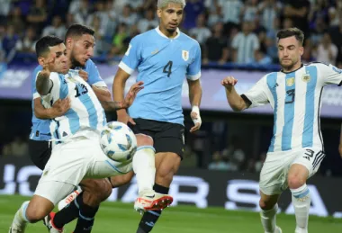 Batacazo en la Bombonera: Argentina cayó ante Uruguay y perdió el