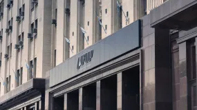 El Gobierno celebra un febrero con superávit en medio de tironeos con el FMI