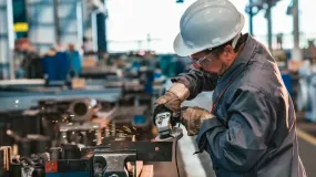 Se enfría la rueda industrial y las importaciones pegaron un fuerte bajón en 2026