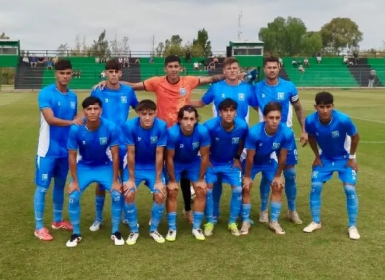 San Martín volvió a tropezar y la tabla lo deja contra las cuerdas