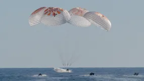 Artemis II volvió "sana y salva" tras una maniobra sobre el Pacífico