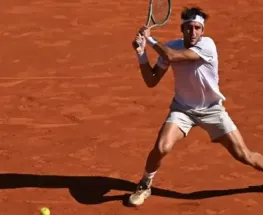 Etcheverry cayó ante Borges y cerró con bronca una noche caliente