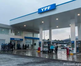 YPF retoca los surtidores con una suba mínima y estira la contención por 45 días
