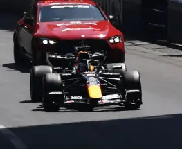 Verstappen vivió un arranque para el olvido y se bajó antes de largar en Mónaco