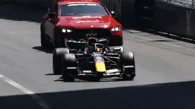 Verstappen vivió un arranque para el olvido y se bajó antes de largar en Mónaco