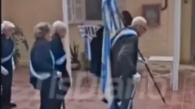 Un gesto patriótico que conmovió a todos en una residencia de Miraflores