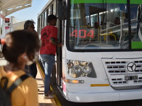Menos micros en San Juan y la bronca de los usuarios ya se siente en la calle
