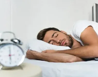 Cuánto es el tiempo ideal para dormir la siesta, según Harvard