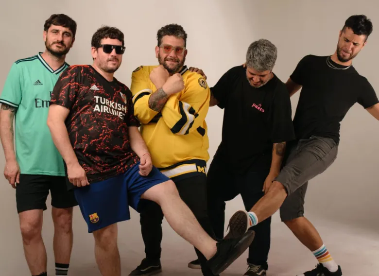 La legendaria banda de punk rock "Explenden" llega a San Juan con un show imperdible