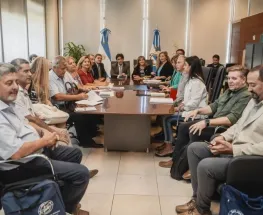 Otra vez, los gremios docentes le bajan el pulgar a la oferta del Gobierno y el panorama sigue en llamas