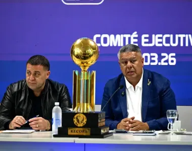 Allanaron las sedes de la AFA en una causa que sacude al fútbol argentino