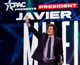 Milei aterriza en Hungría con una agenda cargada de reuniones y cierre en la CPAC
