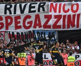 Boca pegó primero y Paredes dejó una postal que explotó en el Monumental