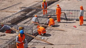 Cuánto cobrarán los albañiles en mayo con el nuevo aumento de la UOCRA