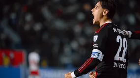 River pegó en el cierre en Brasil y volvió a lo más alto del grupo