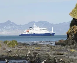 Un crucero que salió de Ushuaia quedó en el centro de un brote fatal