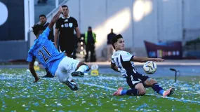 Belgrano pegó primero, bajó a Talleres y se metió en cuartos