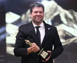 Guido Kaczka se llevó el Oro en los Martín Fierro y conmovió con unas palabras bien sentidas