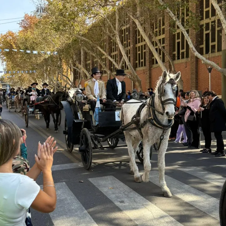 Desfile.jpg