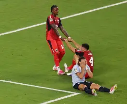 Uruguay no pudo cerrarlo y quedó contra las cuerdas en el Grupo H