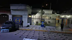 La Federal cayó sobre una banda en La Rioja y le secuestró 78 kilos de marihuana