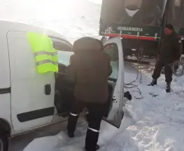 La nieve no da tregua: rescataron a 23 personas varadas en la alta montaña mendocina