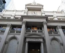 Las siete grietas que encienden la pelea por la reforma del Banco Central