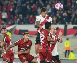 Con Barco y Colidio, River goleó a Central Córdoba en el arranque de la LPF