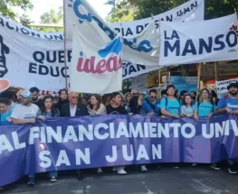 Docentes universitarios iniciaron un paro nacional y advierten por una crisis "extrema"