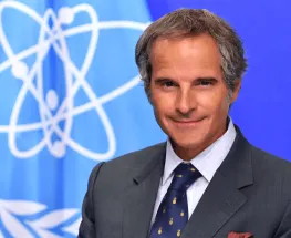 Grossi expone su proyecto y se mete en la pelea por la ONU