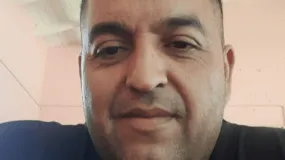 Vecinos y familias lanzan una colecta por el portero herido en un accidente grave