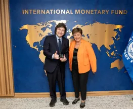 El FMI dio el visto bueno, pero pidió cambios de fondo en Argentina