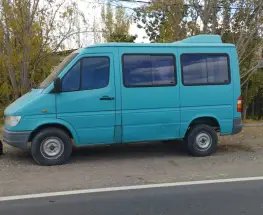 Recuperaron autos, motos y una camioneta en varios operativos
