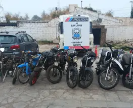 Sorpresa en talleres de Caucete: secuestraron motos sin papeles y varios objetos en revisión