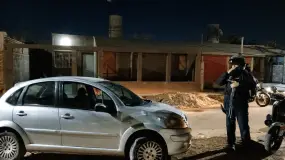 Apareció en Rivadavia un auto robado en Chimbas y los ocupantes escaparon corriendo