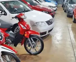 Las motos se disparan y los autos aflojan fuerte en los patentamientos