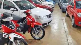 Las motos se disparan y los autos aflojan fuerte en los patentamientos