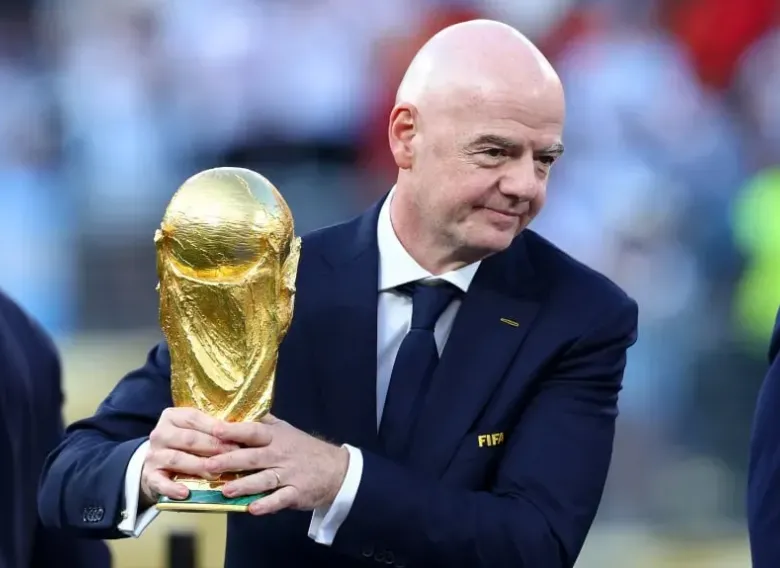 FIFA frenó el plan para abrir sus torneos a inversores privados tras la presión de UEFA