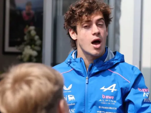 Colapinto frenó la rutina en Japón y tuvo un gesto que emocionó a todos