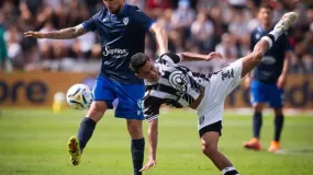 Gimnasia lo dio vuelta en una remontada tremenda ante Vélez
