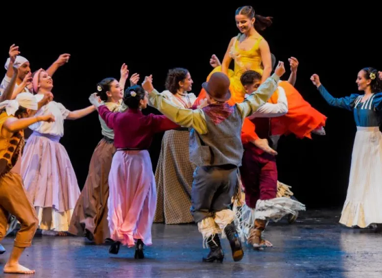 Abren la inscripción para bailarines que quieran estar en la Gala Patria