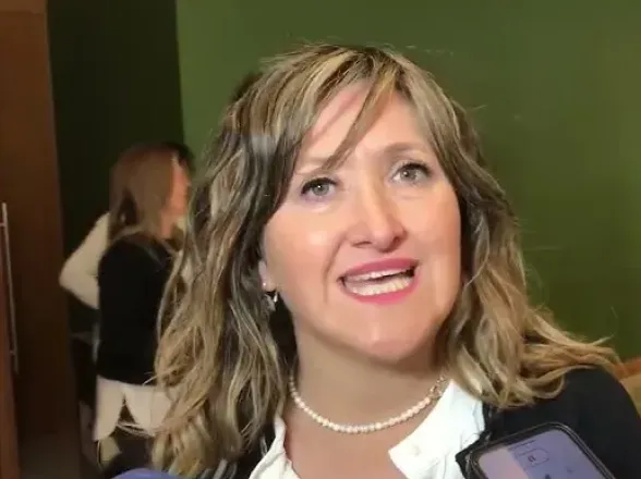 Docentes y Gobierno cerraron una mejora parcial y volverán a sentarse en junio