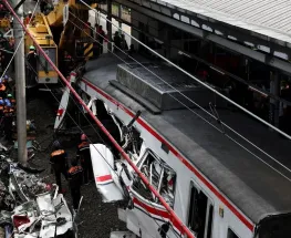 Choque brutal entre dos trenes en Indonesia dejó 14 muertos y más de 80 heridos