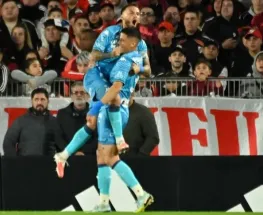 Atlético Tucumán sorprendió a River y lo dejó entre silbidos en el Monumental