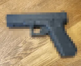 Un chico de 18 años terminó detenido en Rawson después de un robo con réplica de arma