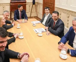 Pullaro juntó a Cornejo, Torres y Valdés para empujar obras y producción