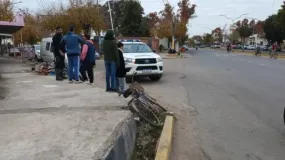 Un ciclista de 84 años terminó internado después de chocar con una moto