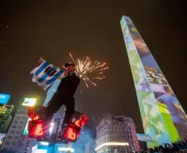 El Obelisco se llenó de hinchas pese al golpe de la final
