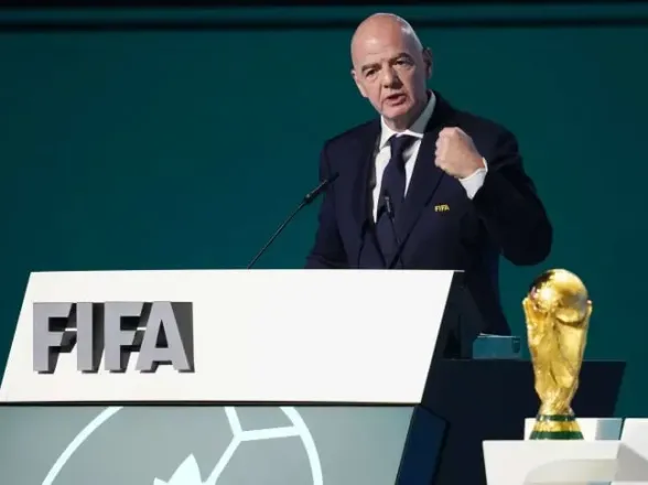 Infantino mueve fichas y propone un plan que puede cambiar el negocio del Mundial