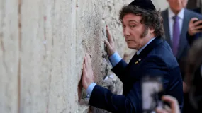 Irán no se quedó callado y le contestó picante a Milei